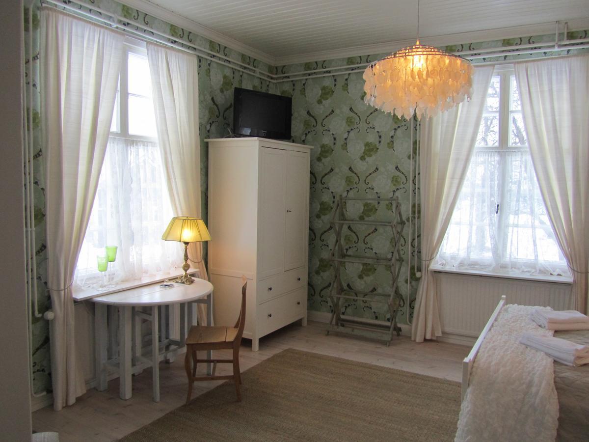 Hotelli Huiskankorpi Boutique Hotel Nivala Kültér fotó
