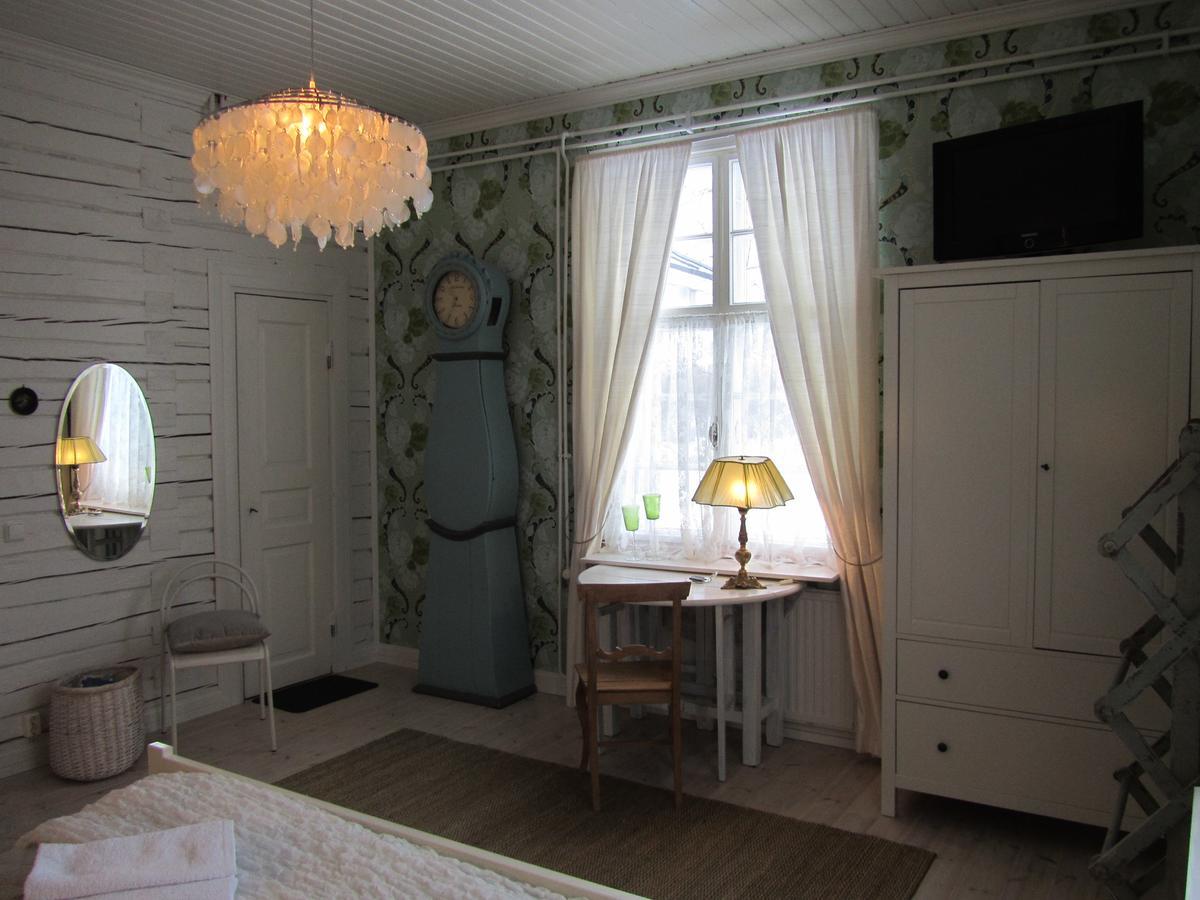 Hotelli Huiskankorpi Boutique Hotel Nivala Kültér fotó