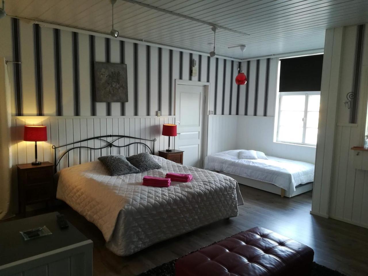 Hotelli Huiskankorpi Boutique Hotel Nivala Kültér fotó